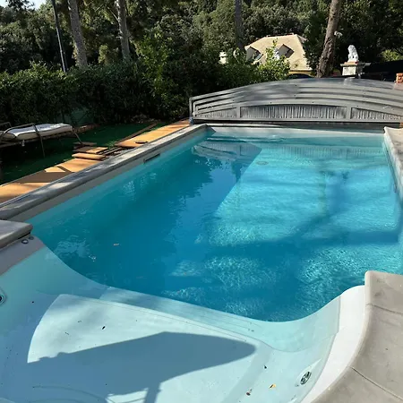 Flore - Oasi Di Relax In Un Elegante Lägenhet