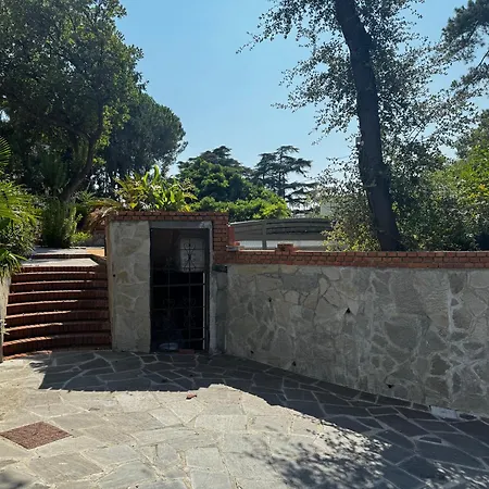 Flore - Oasi Di Relax In Un Elegante * Genova