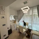Flore - Oasi Di Relax In Un Elegante