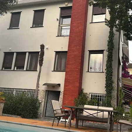 Flore - Oasi Di Relax In Un Elegante Genoa